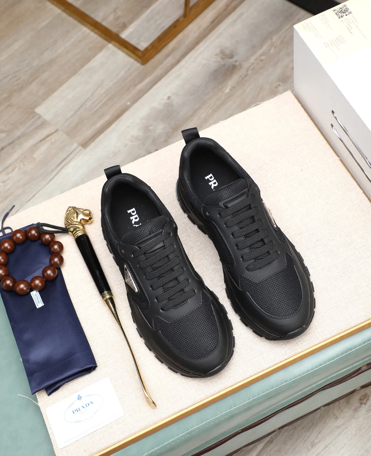Men's shoes 💰540 🌹🌹[PRADA—Prada] latest model 🙈original replica! 👟👟👟Available here. The workmanship is top-notch. The upper is made from Italy. 🇮🇹Imported first-layer cowhide. ❗️Breathable cowhide lining@Suitable for travel. The original version has an enlarged engraved sole, making it suitable for all kinds of travels, showing low-key luxury. Let quality speak for itself. Color: Size: 38-44